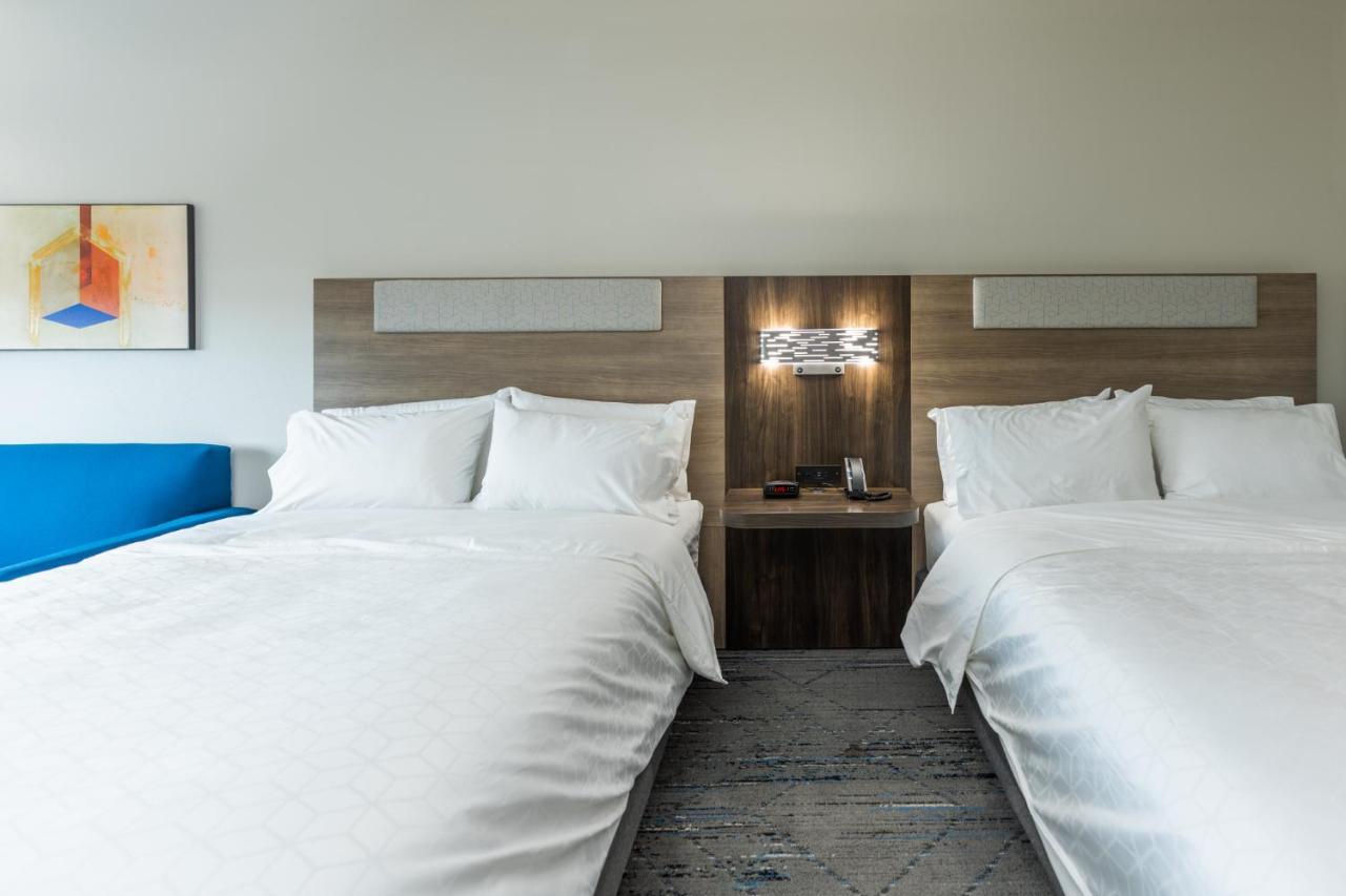 Holiday Inn Express & Suites Charlottesville By Ihg Eksteriør bilde