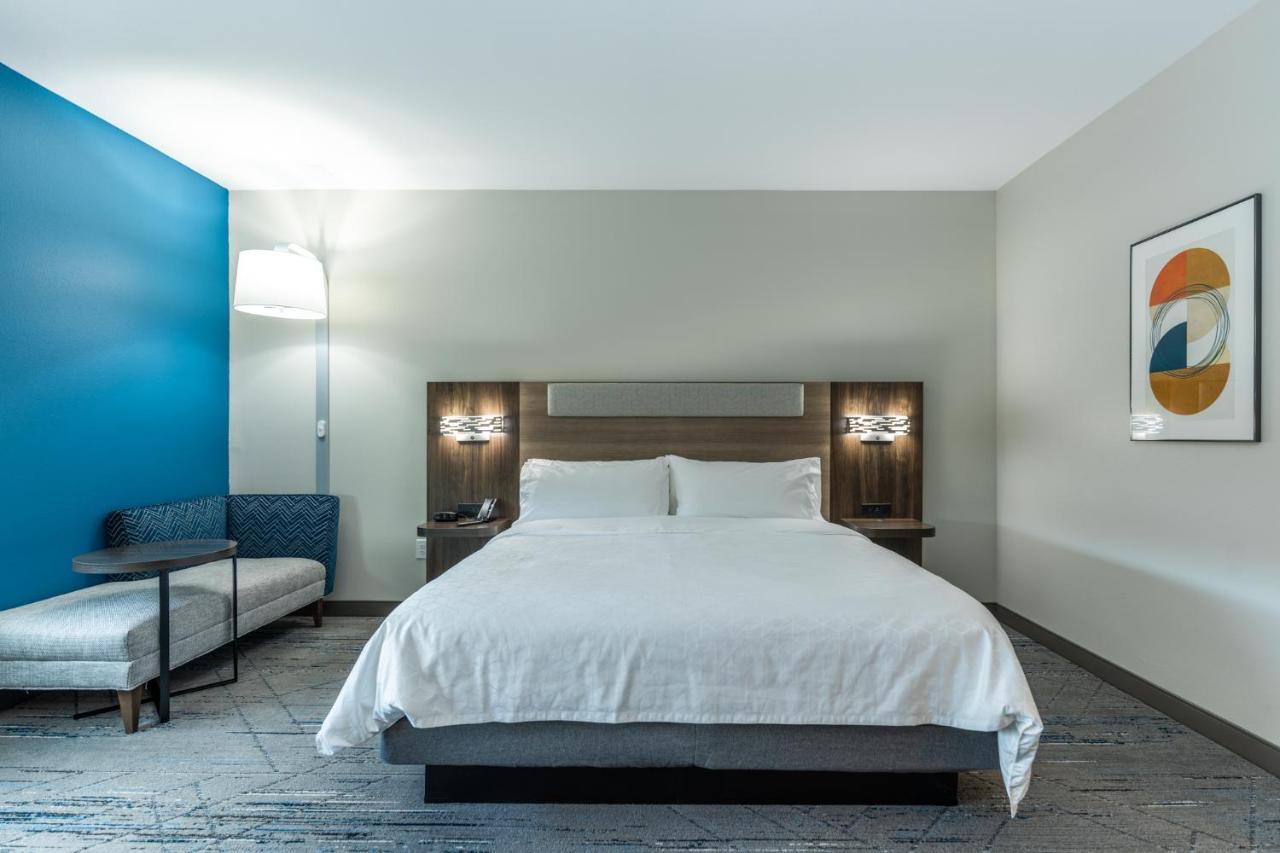 Holiday Inn Express & Suites Charlottesville By Ihg Eksteriør bilde