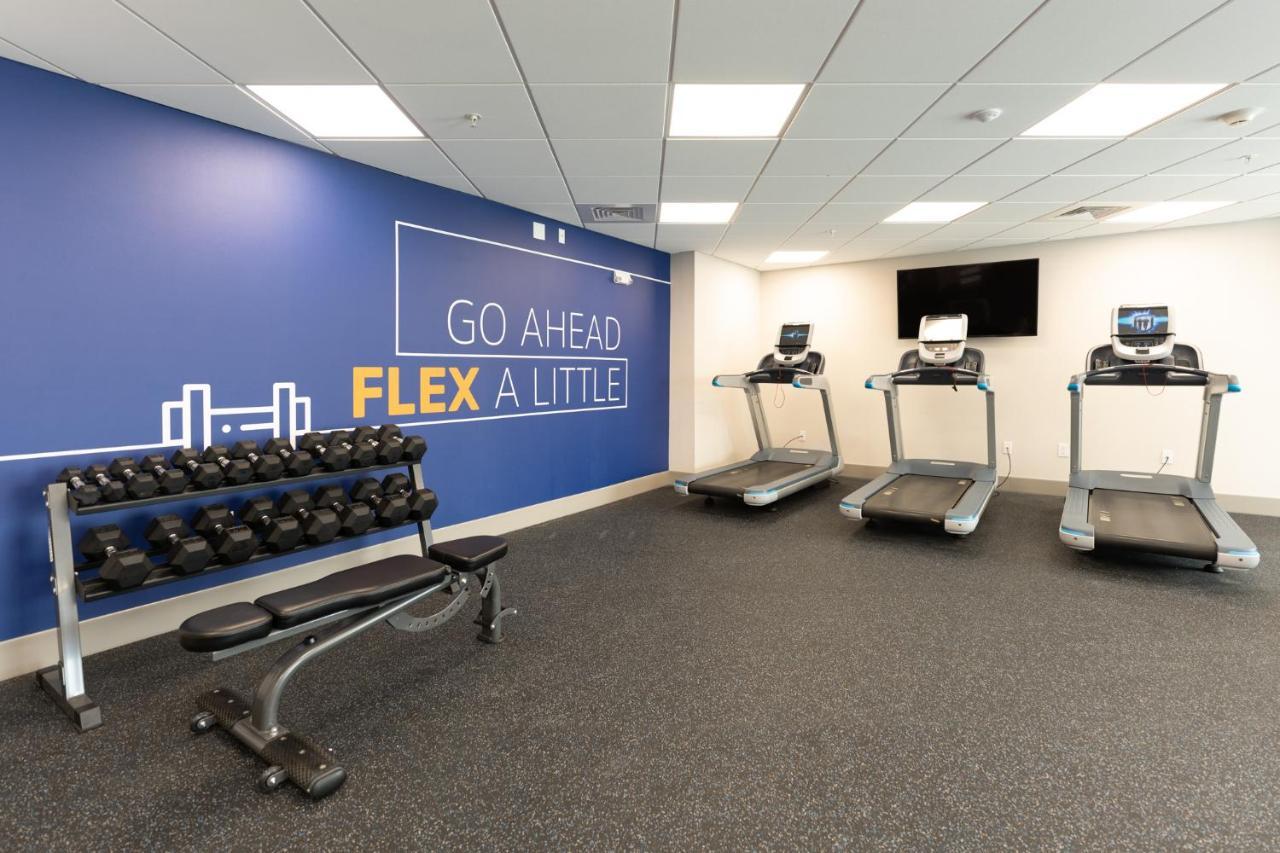 Holiday Inn Express & Suites Charlottesville By Ihg Eksteriør bilde
