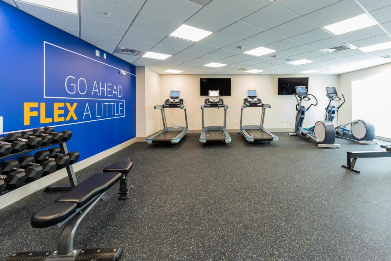 Holiday Inn Express & Suites Charlottesville By Ihg Eksteriør bilde