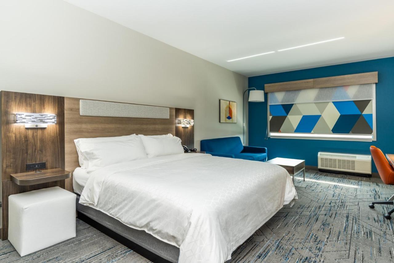 Holiday Inn Express & Suites Charlottesville By Ihg Eksteriør bilde