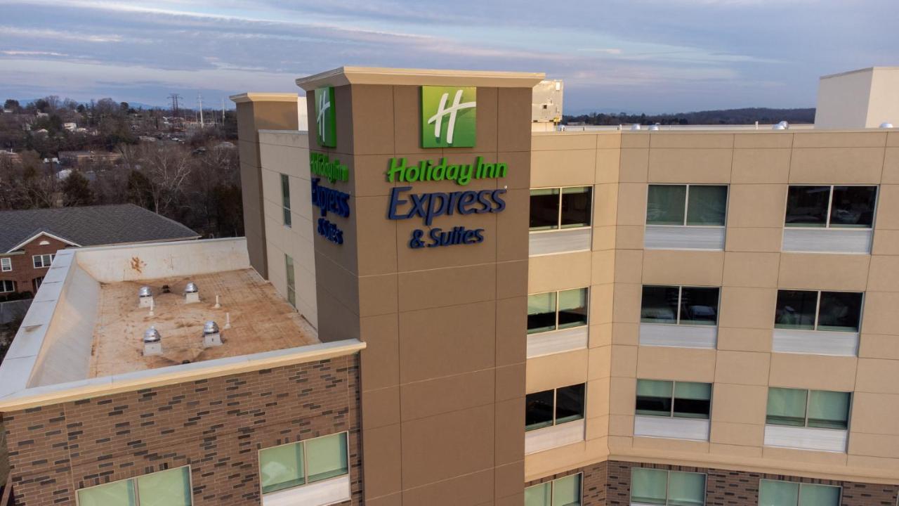 Holiday Inn Express & Suites Charlottesville By Ihg Eksteriør bilde