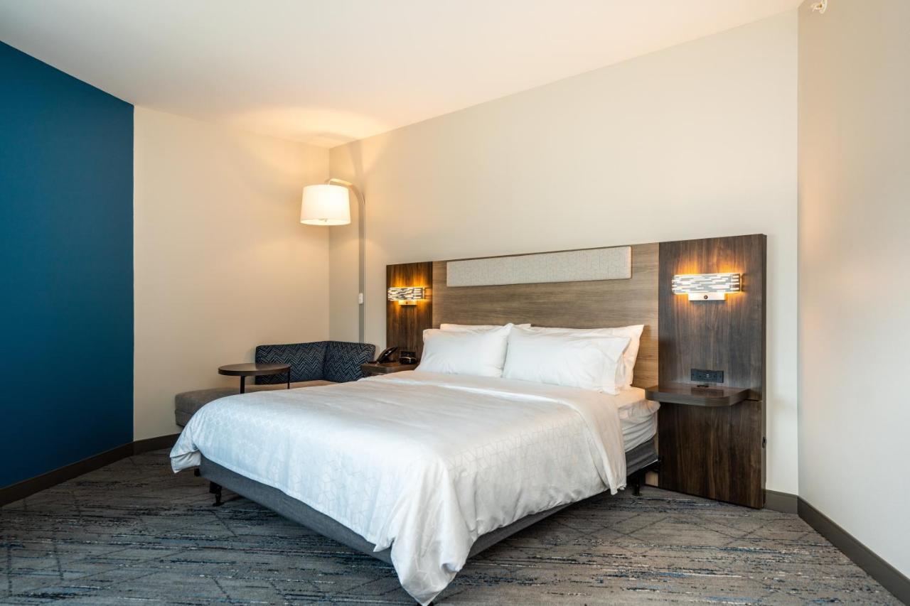 Holiday Inn Express & Suites Charlottesville By Ihg Eksteriør bilde